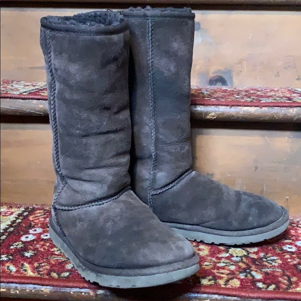 Brown Uggs